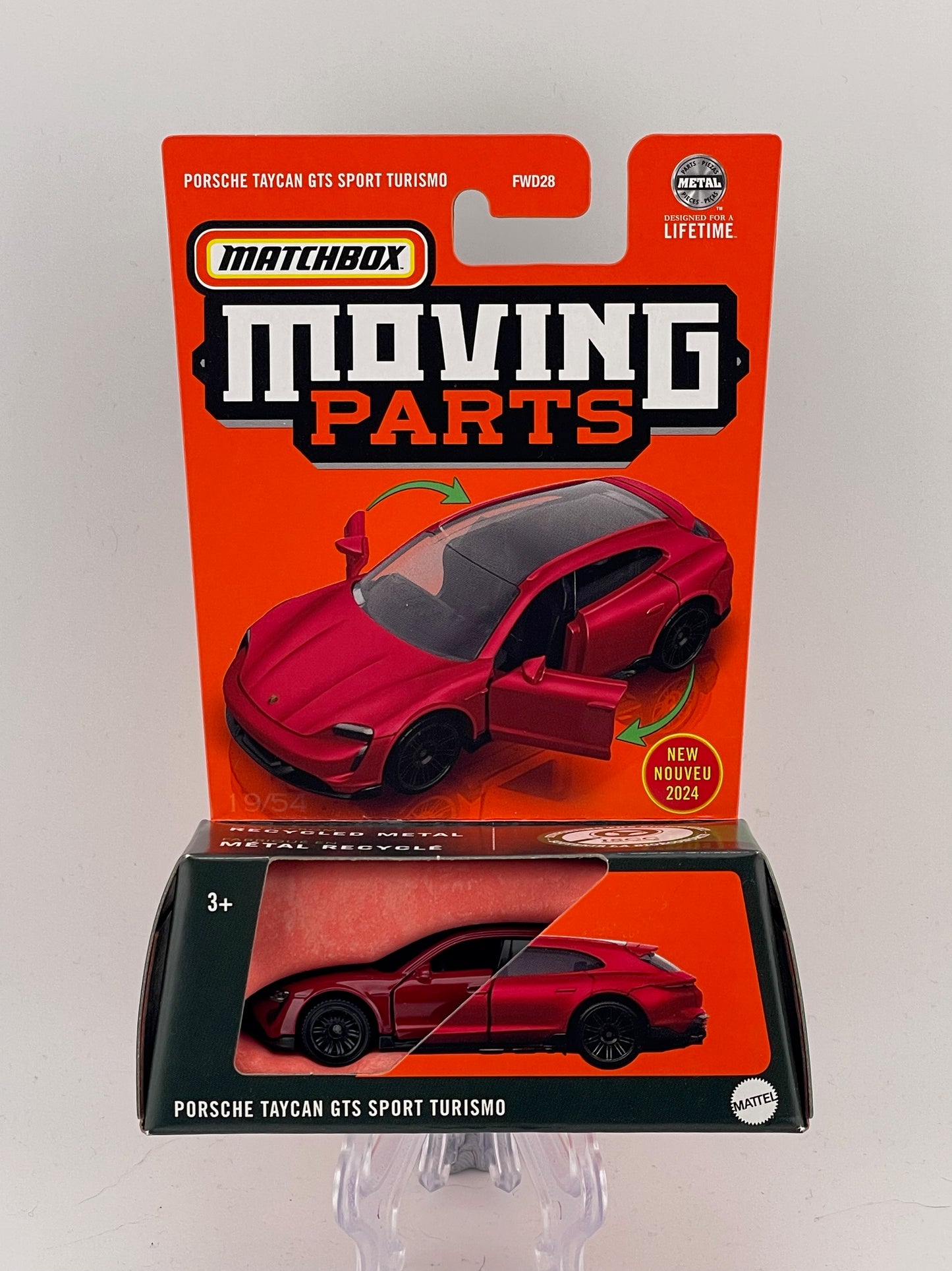 Matchbox Moving Parts Porsche Taycan GTS Sport Turismo 19/54