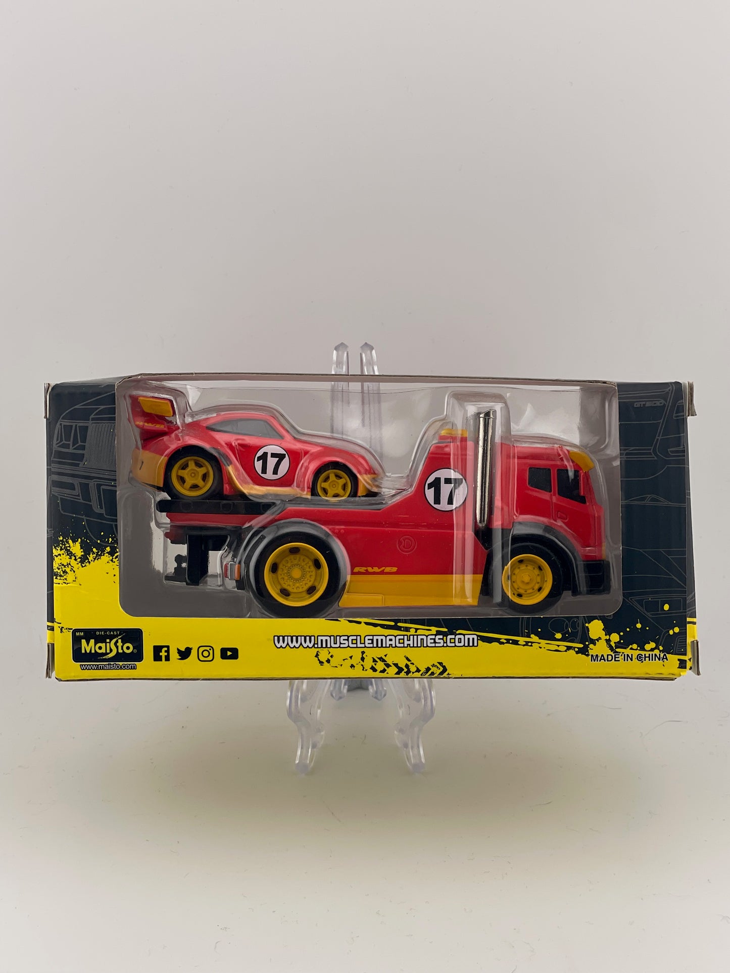 Muscle Machines 1:64 Muscle Transports JDM Flatbed/ RWB 993 911