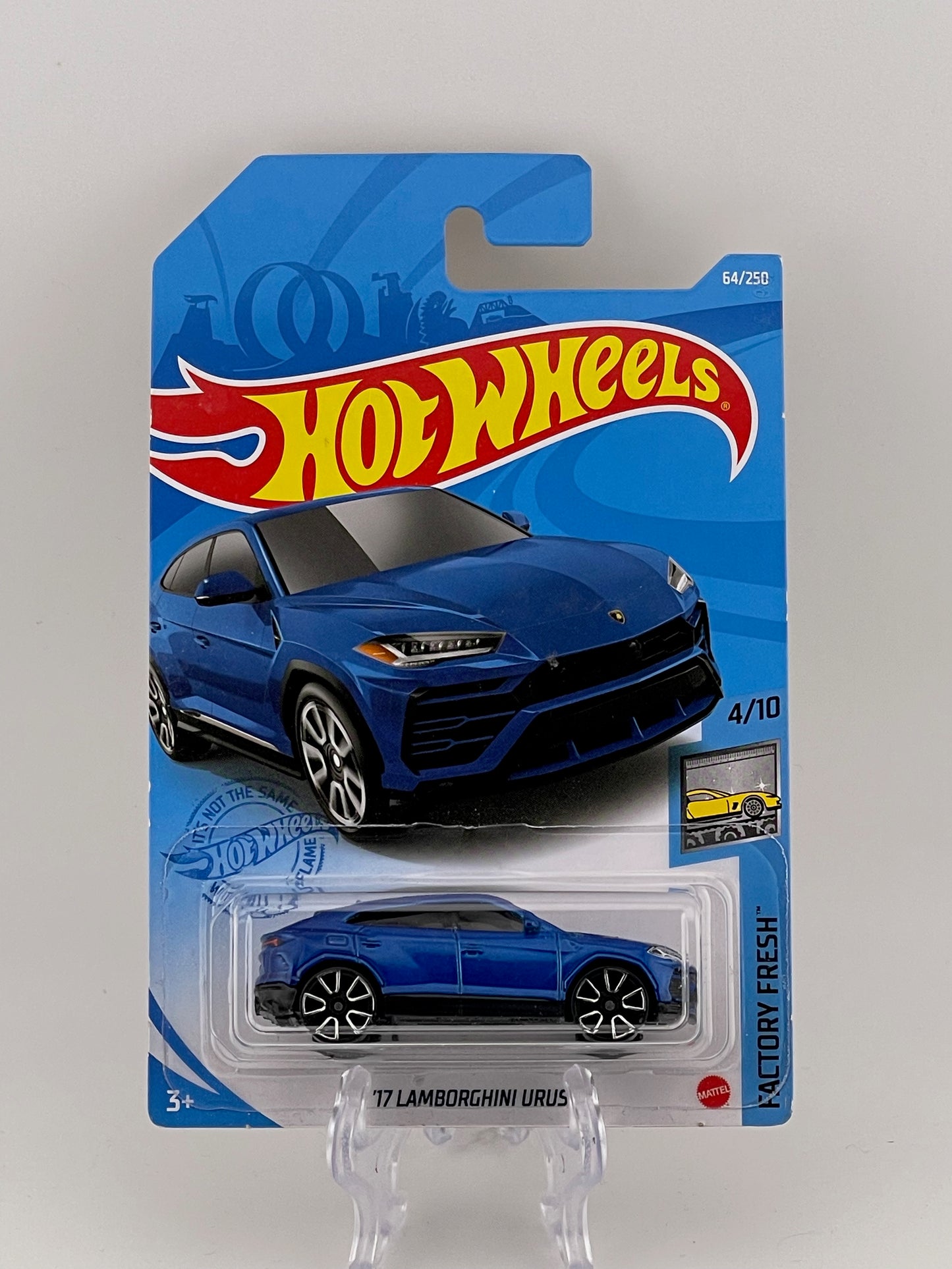 Hot Wheels Mainline '17 Lamborghini Urus Factory Fresh 4/10