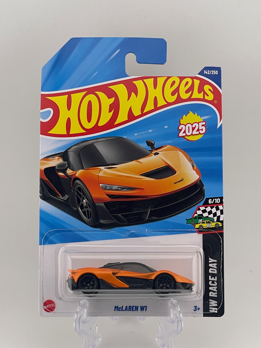 Hot Wheels Mainline McLaren W1 HW Race Day 6/10