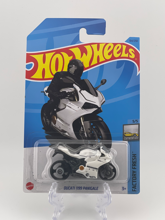 Hot Wheels Mainline Treasure Hunt *TH* Ducati 1199 Panigale