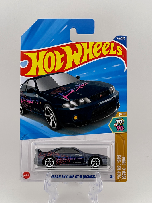 Hot Wheels Mainline Nissan Skyline GT-R (BCNR33) '70s VS. '90s (Blue)