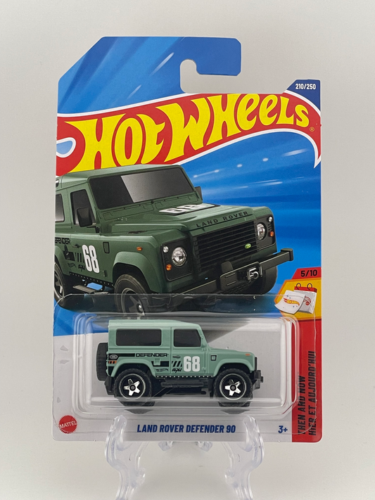 Hot Wheels Mainline Land Rover Defender 90 Then And Now 5/10