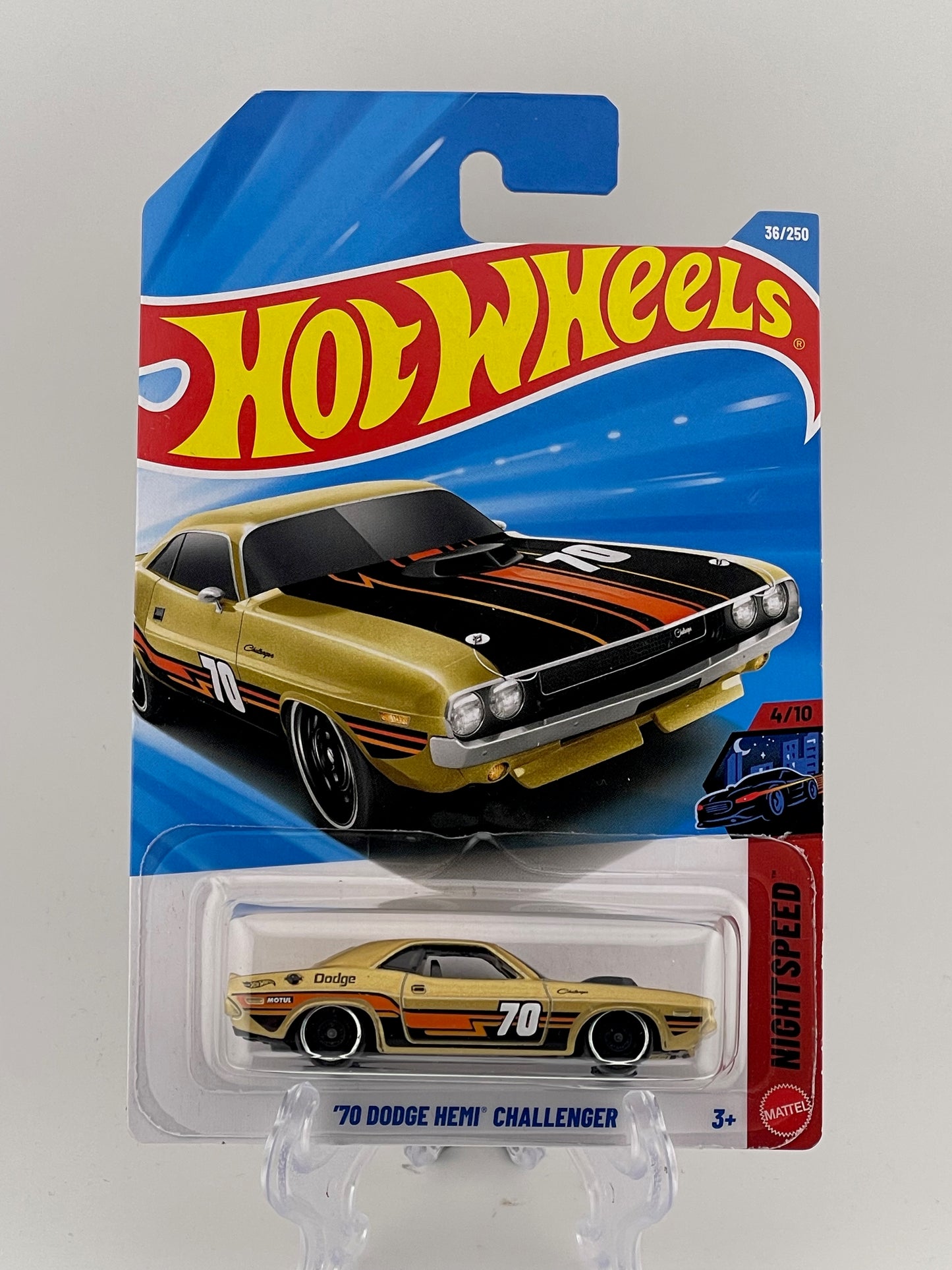 Hot Wheels Mainline '70 Dodge Hemi Challenger Nightspeed 4/10
