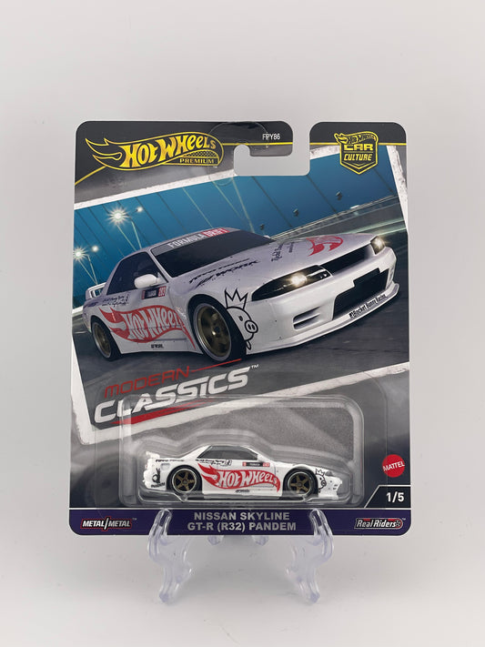 Hot Wheels Premium Car Culture Modern Classics 1/5 Nissan Skyline GT-R (R32) Pandem