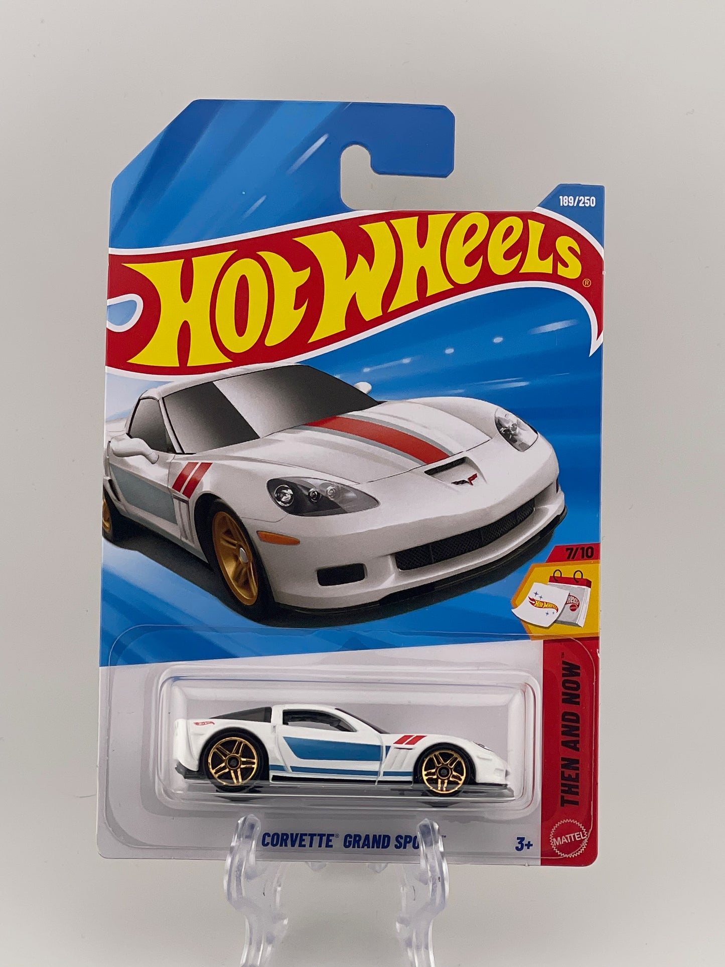 Hot Wheels Mainline '11 Corvette Grand Sport Then And Now 7/10
