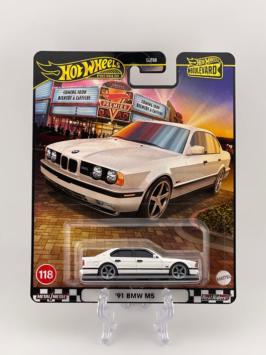 Hot Wheels Premium Boulevard #118 '91 BMW M5