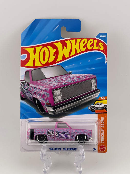Hot Wheels Mainline '83 Chevy Silverado Truckin' Along 3/5