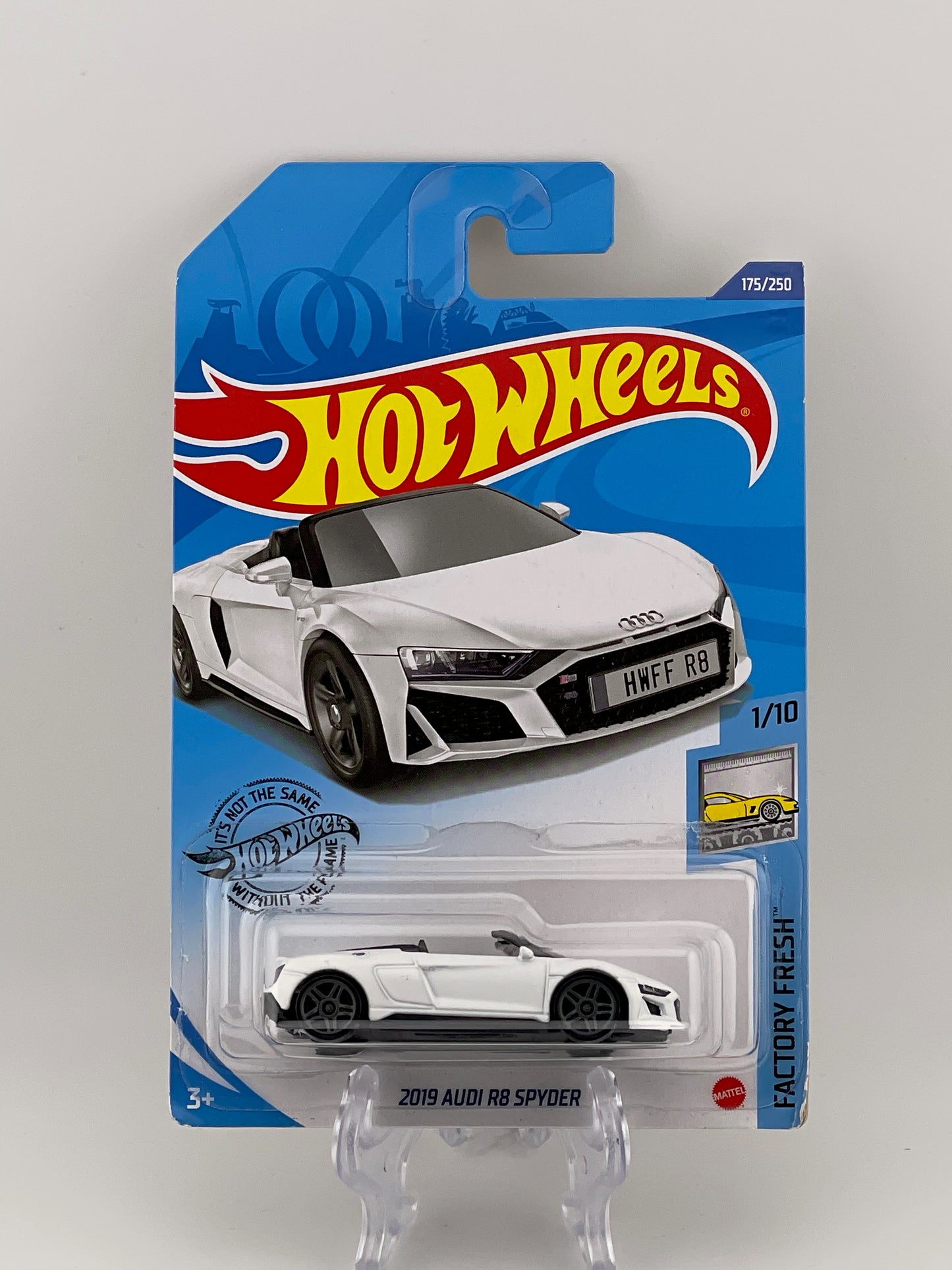 Hot Wheels Mainline 2019 Audi R8 Spyder Factory Fresh 1/10