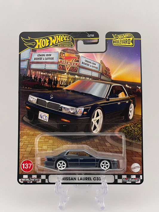 Hot Wheels Premium Boulevard #137 Nissan Laurel C33